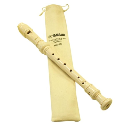 FLAUTO YAMAHA YRS 23 CON SCOVOLINO
